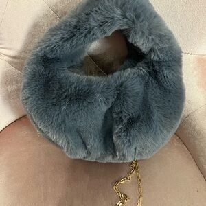 Luxurious Faux Fur Handbag in Gray